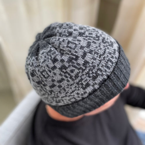 Mens lambswool knitted beanie hat