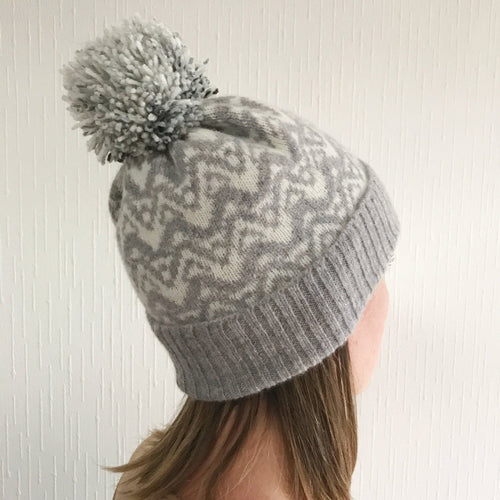 Lambswool bobble hat - Waves - Little Knitted Stars