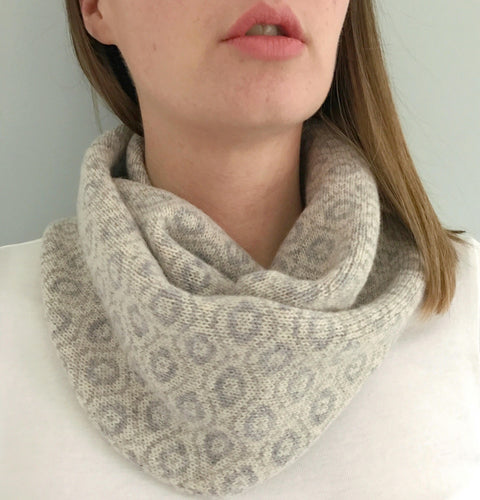 Lambswool cowl - Ogee - Little Knitted Stars